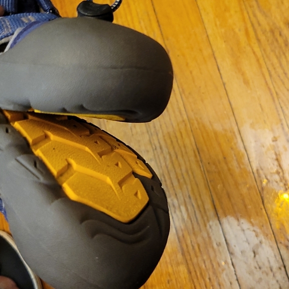 KEEN  Men's Footwear SHOES SIZE 7 US - Picture 14 of 15